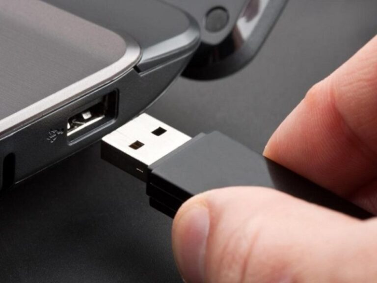 Cómo pasar fotos de un celular a una memoria usb